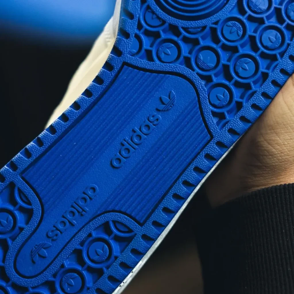 adidas(アディダス) FORUMLOWのサイズ感画像2