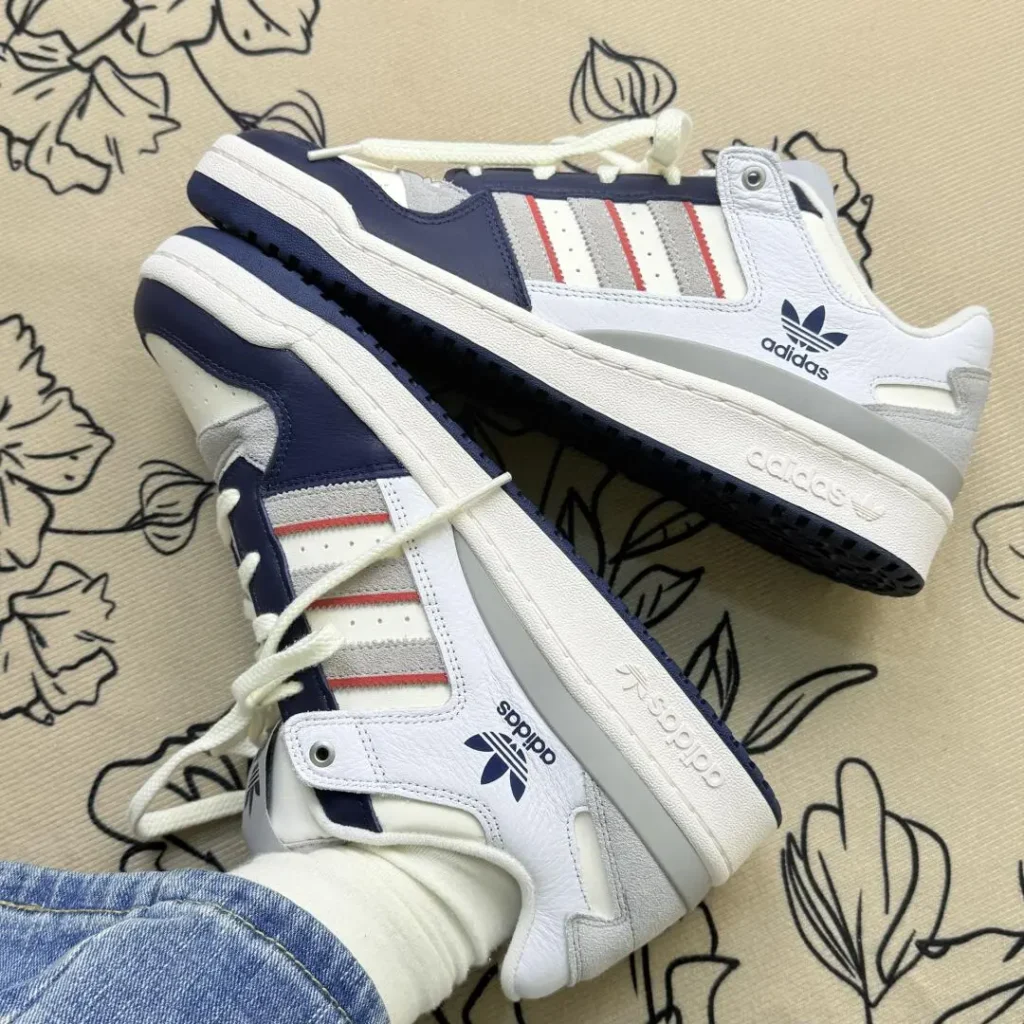 adidas(アディダス) FORUMLOWのサイズ感画像4