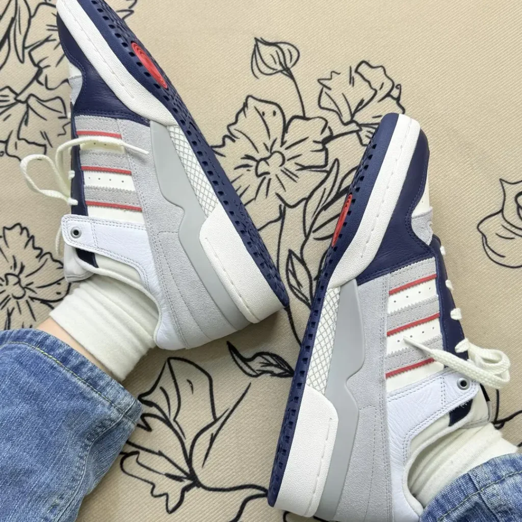 adidas(アディダス) FORUMLOWのサイズ感画像5