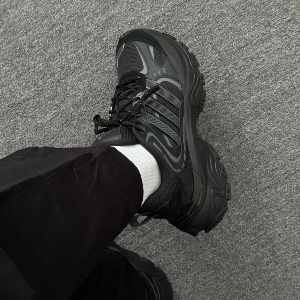 adidas(アディダス) Ozgaia(オズガイア)のサイズ感画像11