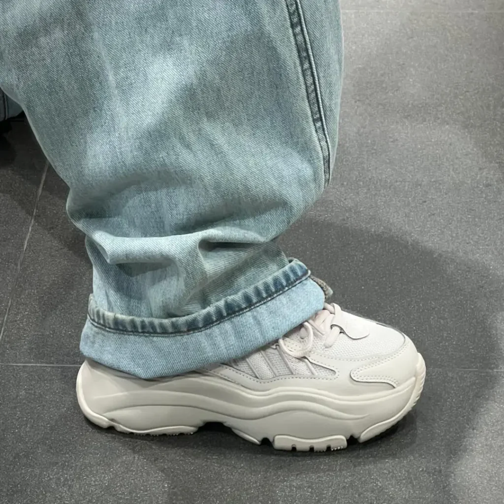 adidas(アディダス) Ozgaia(オズガイア)のサイズ感画像2