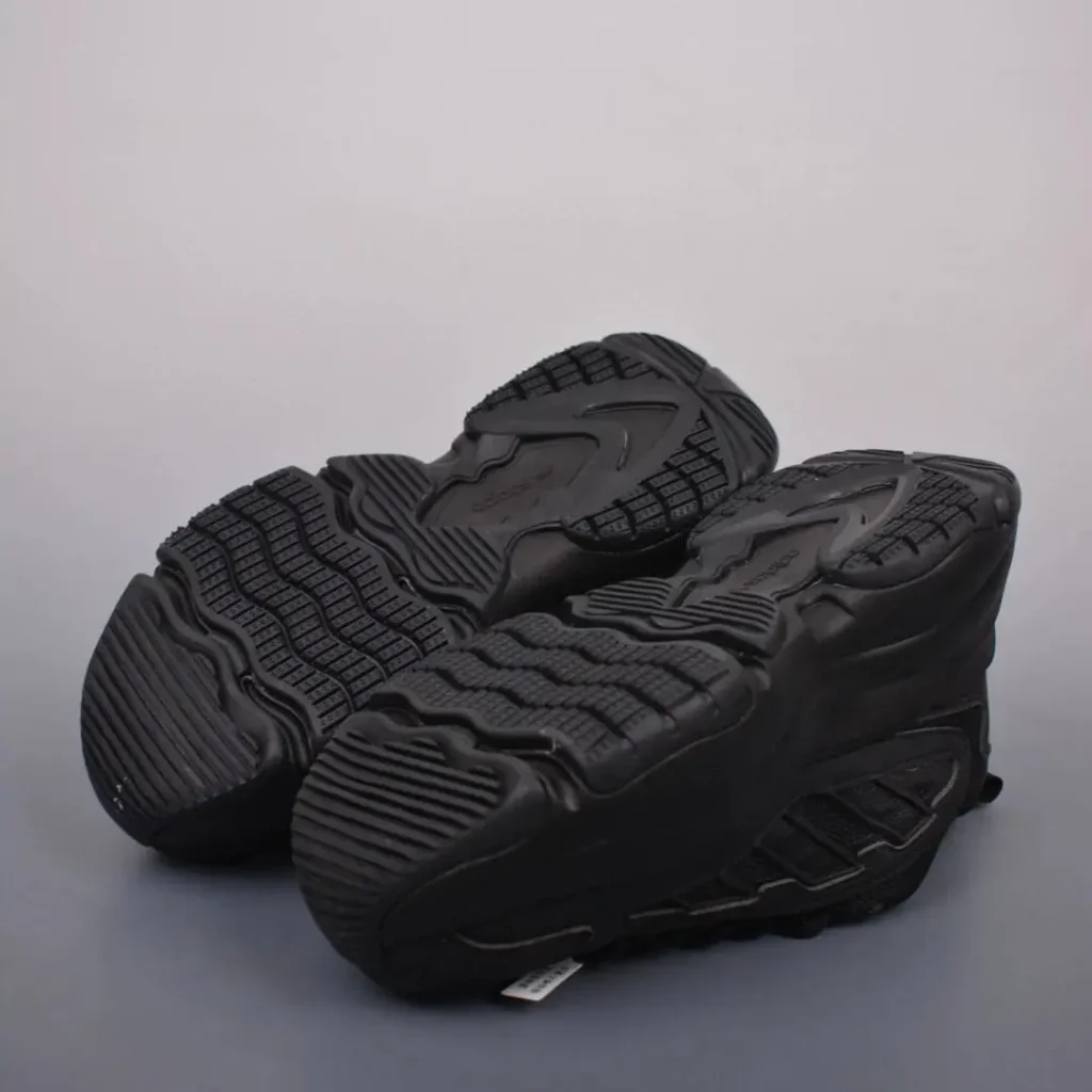 adidas(アディダス) Ozgaia(オズガイア)のサイズ感画像8