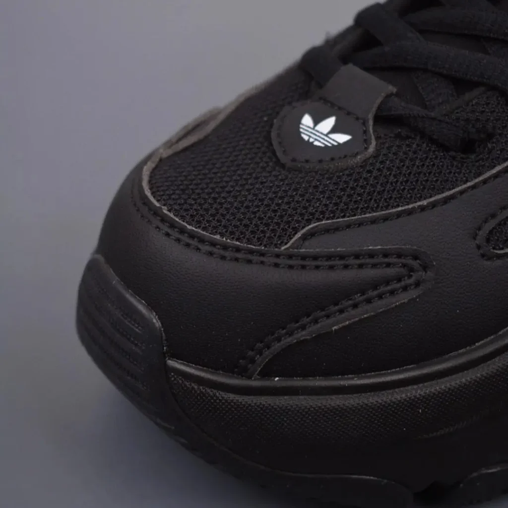 adidas(アディダス) Ozgaia(オズガイア)の人気カラーランキング画像2