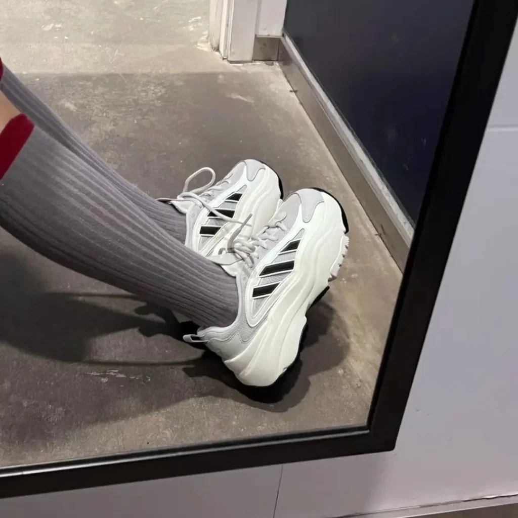 adidas(アディダス) Ozgaia(オズガイア)の人気カラーランキング画像3