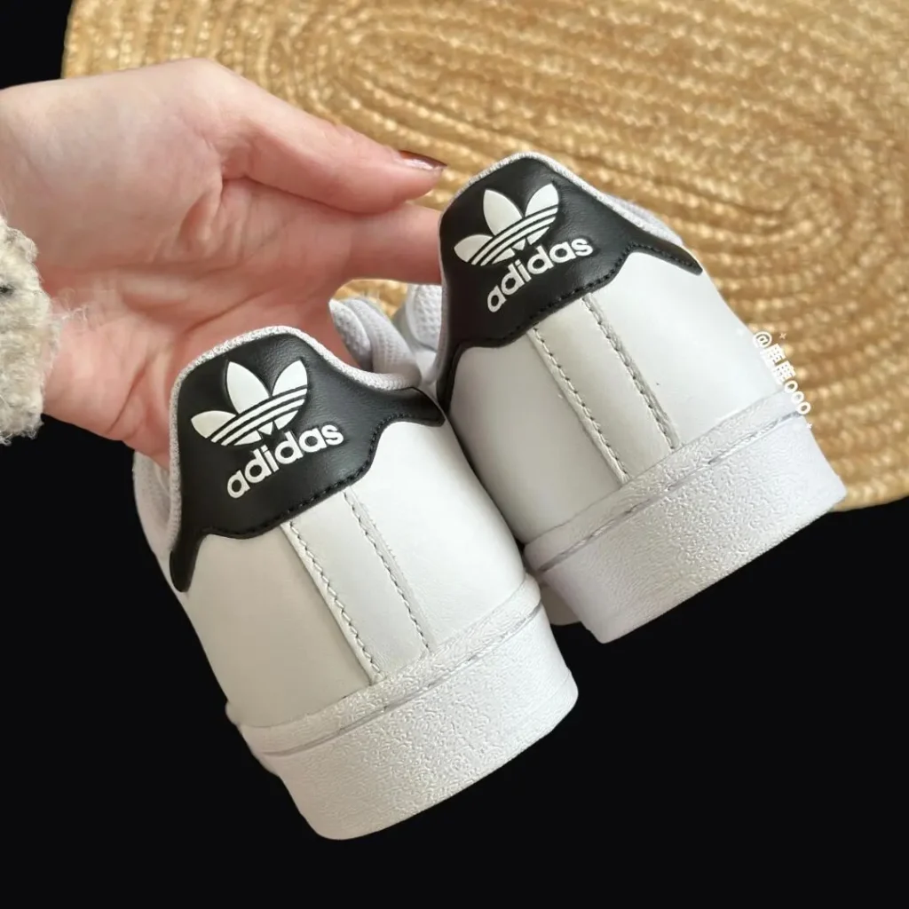adidas(アディダス) SUPERSTAR(スーパースター)のダサい？画像2