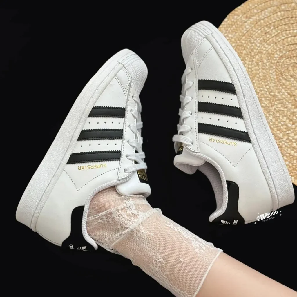 adidas(アディダス) SUPERSTAR(スーパースター)の人気カラー画像2