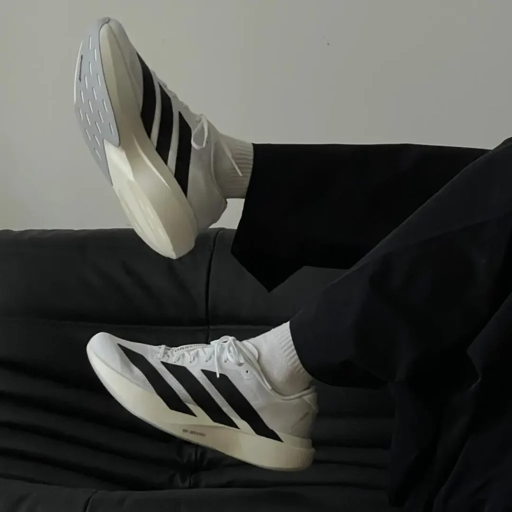 adidas(アディダス) adizeroSL2(アディゼロSL2)のサイズ感画像1