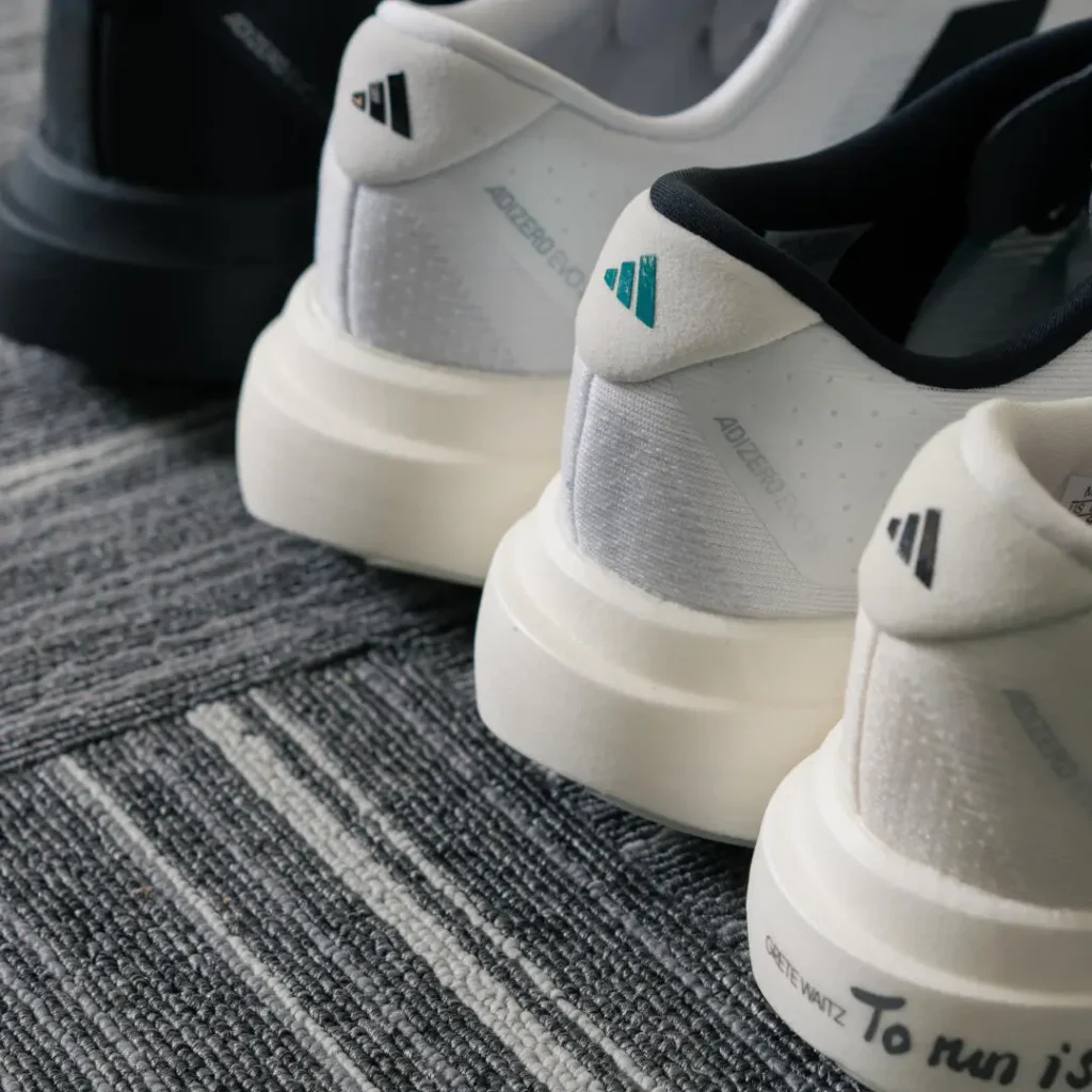 adidas(アディダス) adizeroSL2(アディゼロSL2)の人気カラー画像3