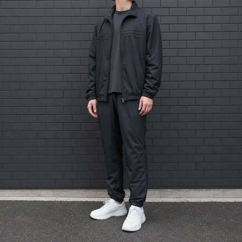 メンズコーデ1-ナイロンセットアップでtech-wear素材リンク