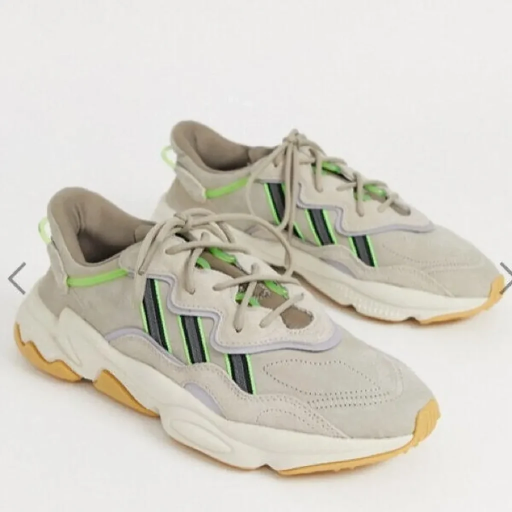 adidas】オズウィーゴのサイズ感は大きめ？小さめ？口コミと41人調査で 